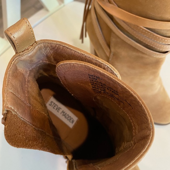 Steve Madden suede ankle boots - Picture 3 of 9